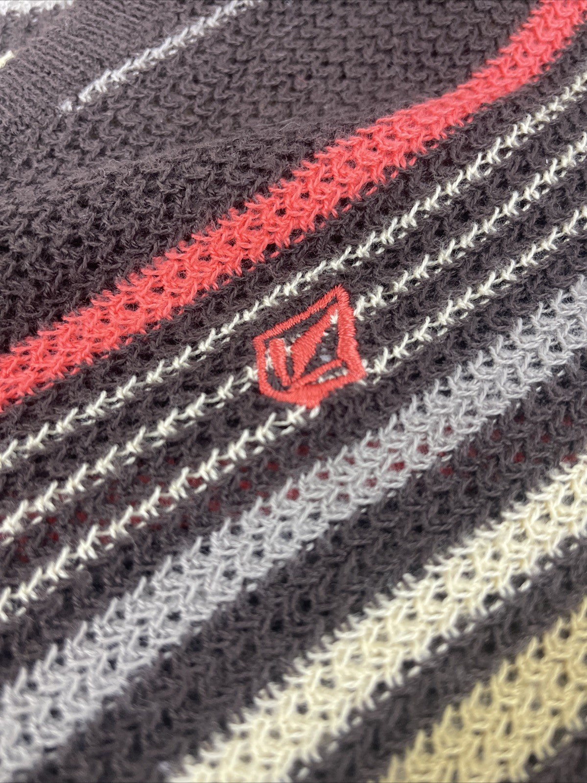 Y2K Volcom Multicolor Sweater Surfer Girl V Neck Size S Pattern Knit Sweater