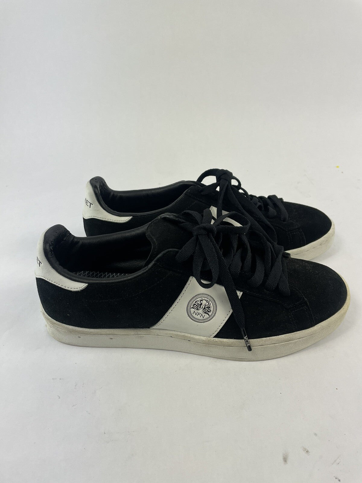 Gourmet Footwear Rossil Black Suede Sneakers skate shoes- Size 8.5.