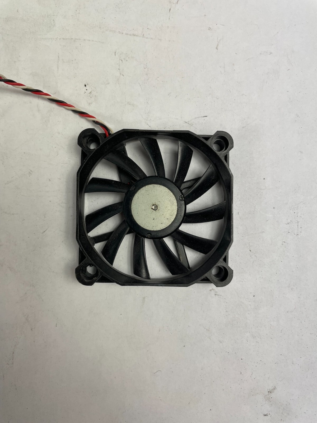 NMB 2404KL-04W-B39 DC Brushless Fan Motor DC 12/V 2 - Wire CPU Cooling Fan