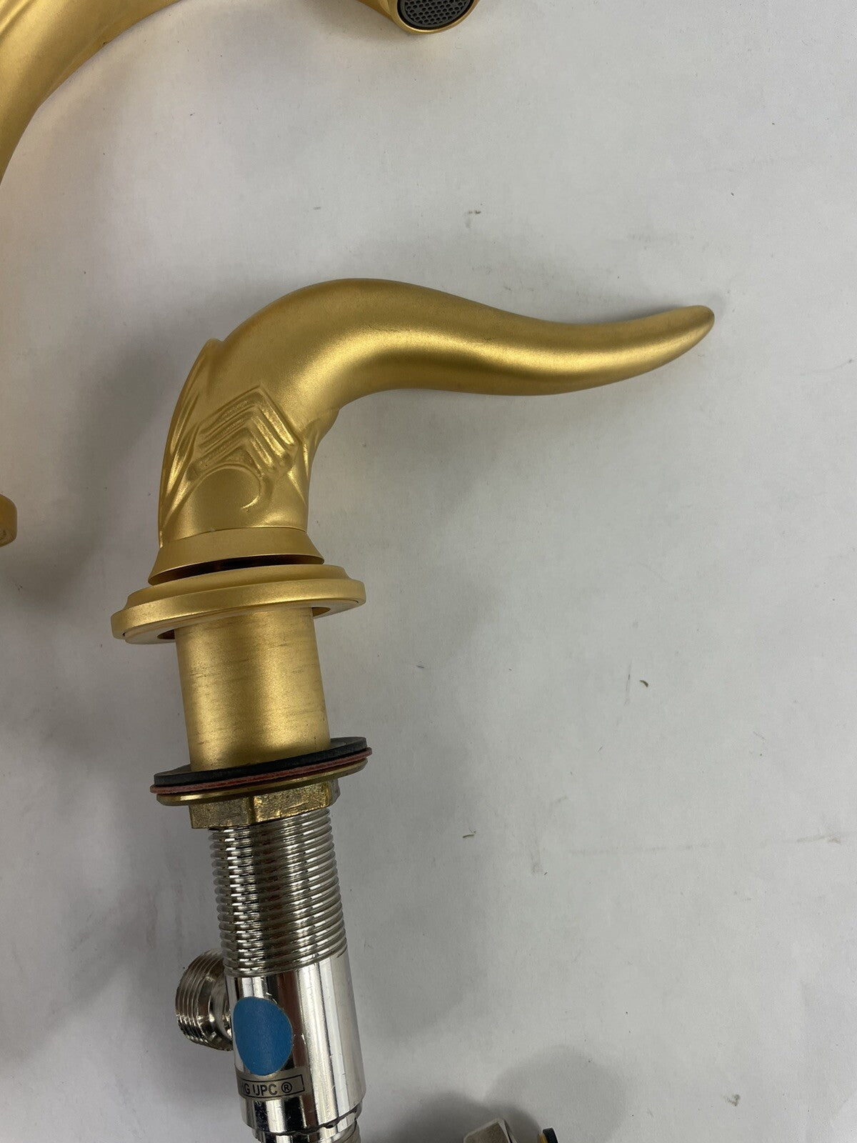 THG Paris GOLD Prestige bathroom fittings handle faucet Italian horns MSRP $3500
