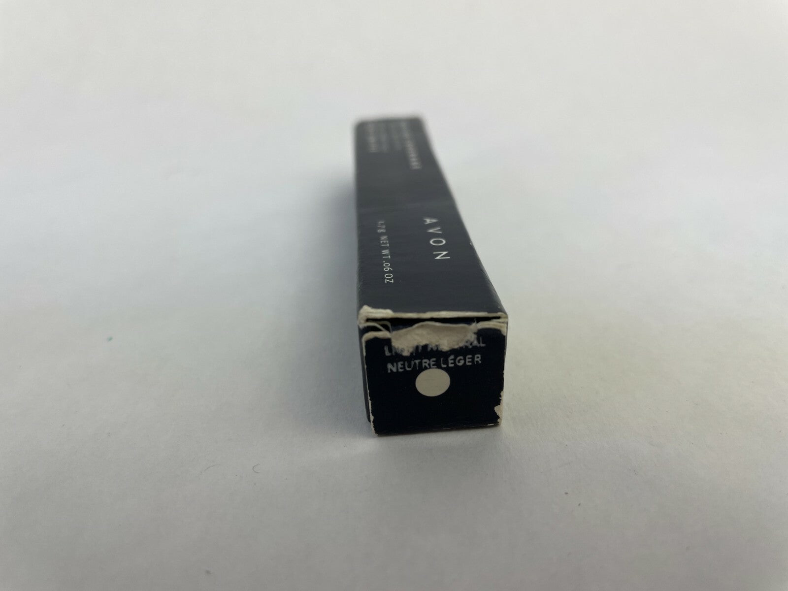 Avon Precise Coverage Concealing Stick Baton Cosmetique Teint Unifie 1.7g Q1