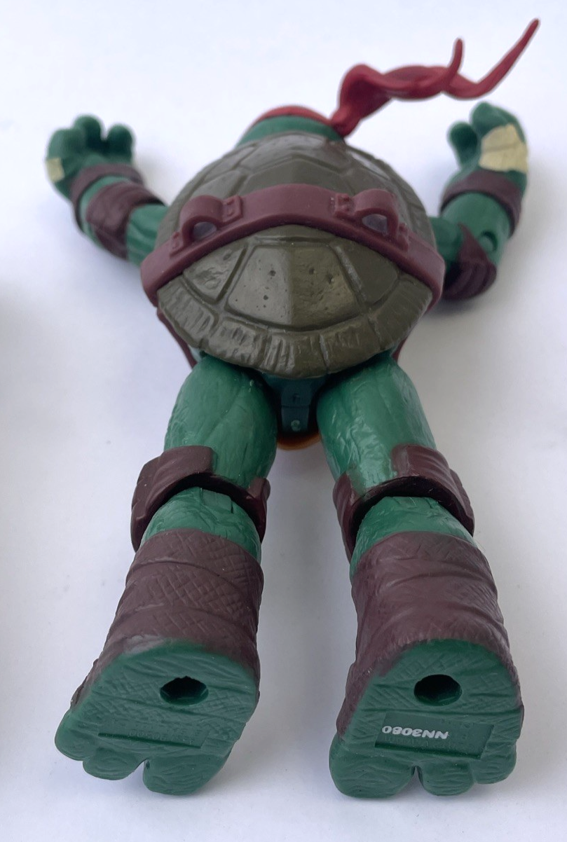 2 x Teenage Mutant Ninja Turtles Michelangelo & Raphael Viacom Figurines 4.5"
