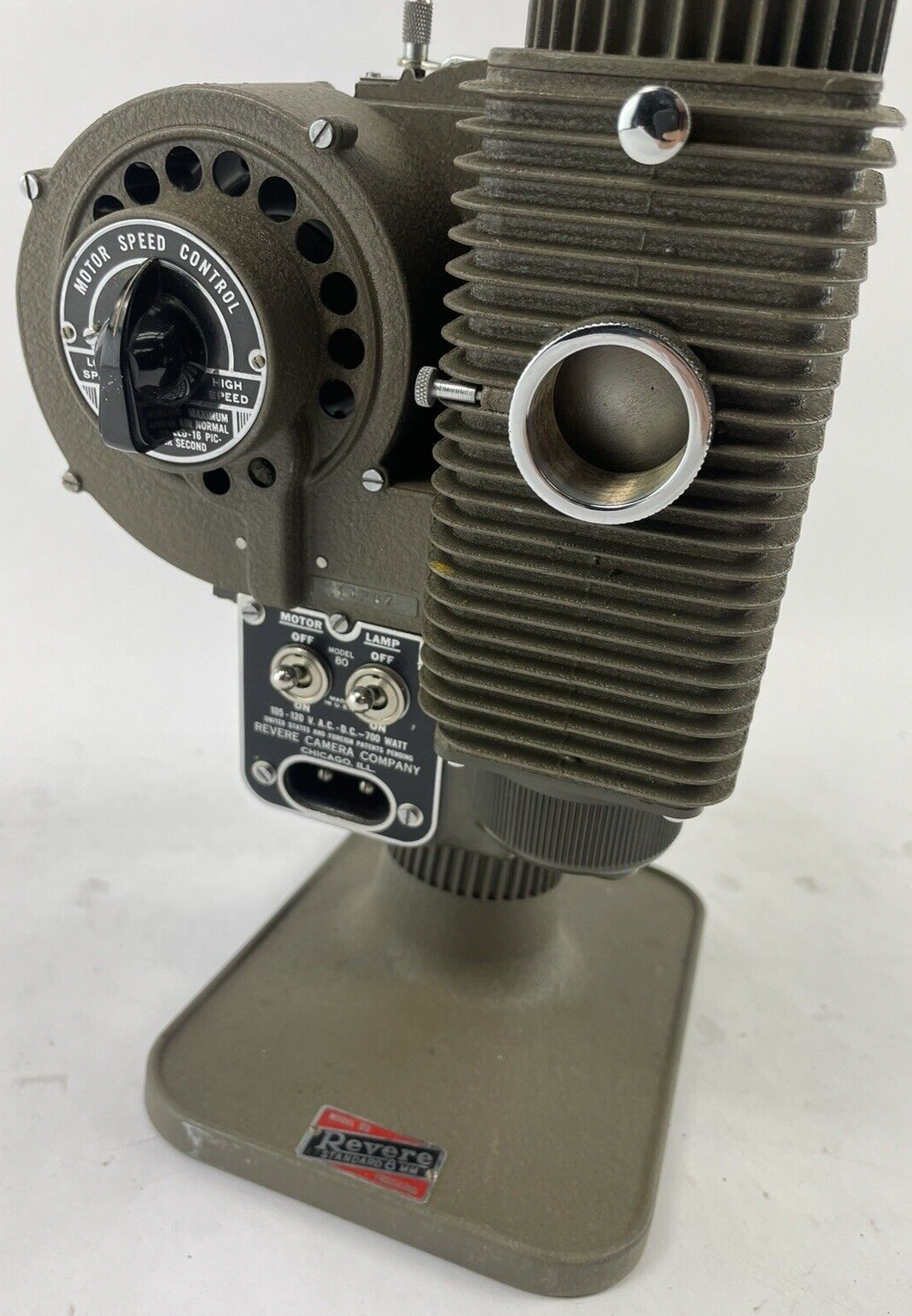 Vintage REVERE Standard 8mm Projector Model 80 Reel to Reel