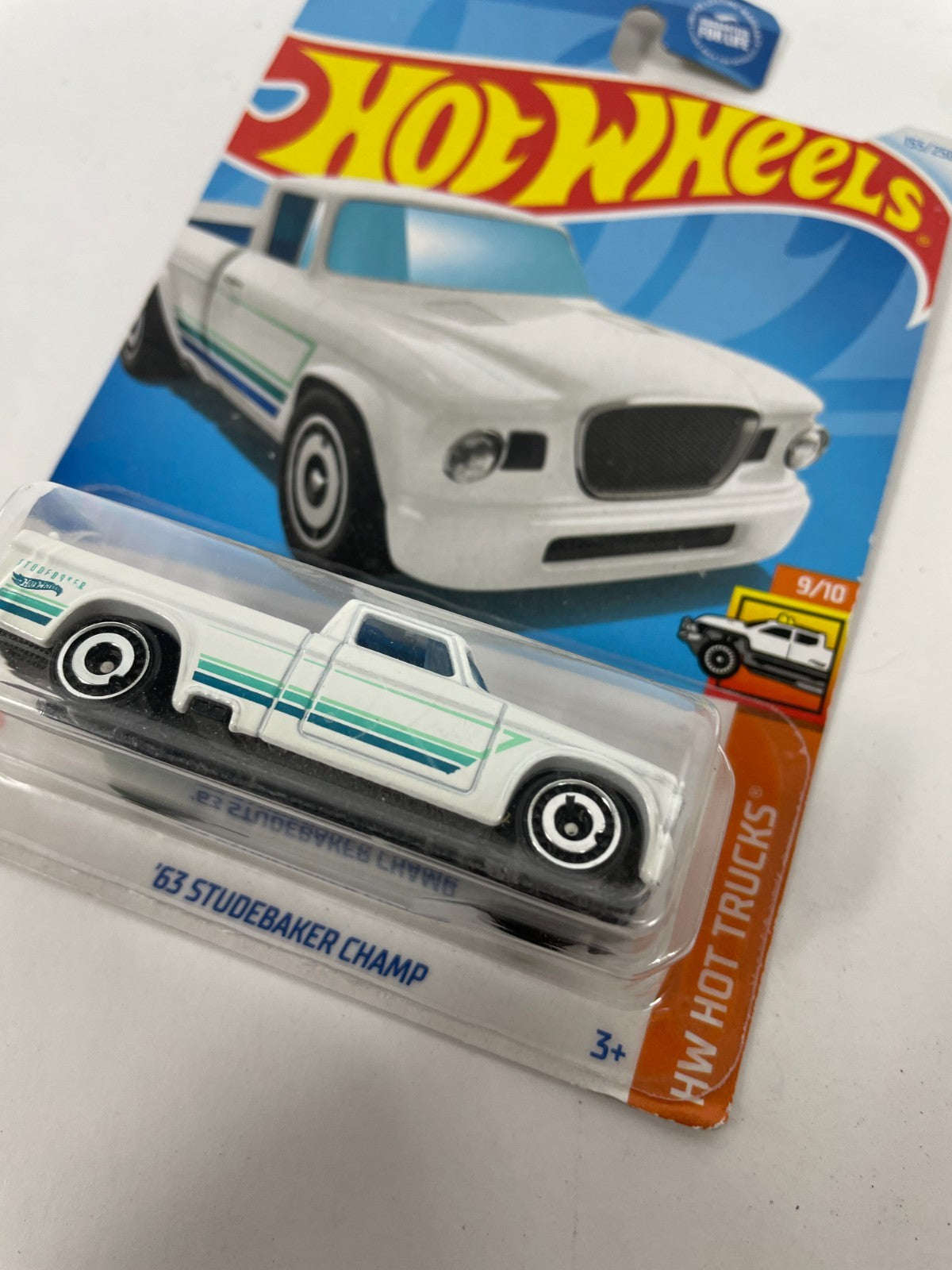 Van / Sports Car / HotWheels HW Hot Trucks 63 Studebaker Champ H40