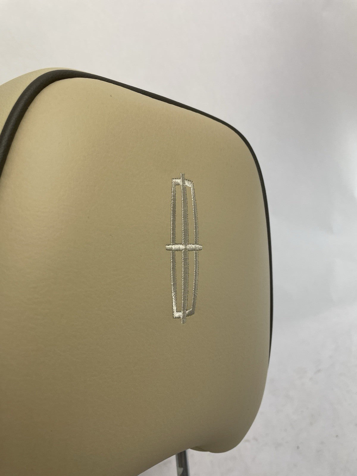 OEM Lincoln Navigator front headrest tan beige leather 2007-2014