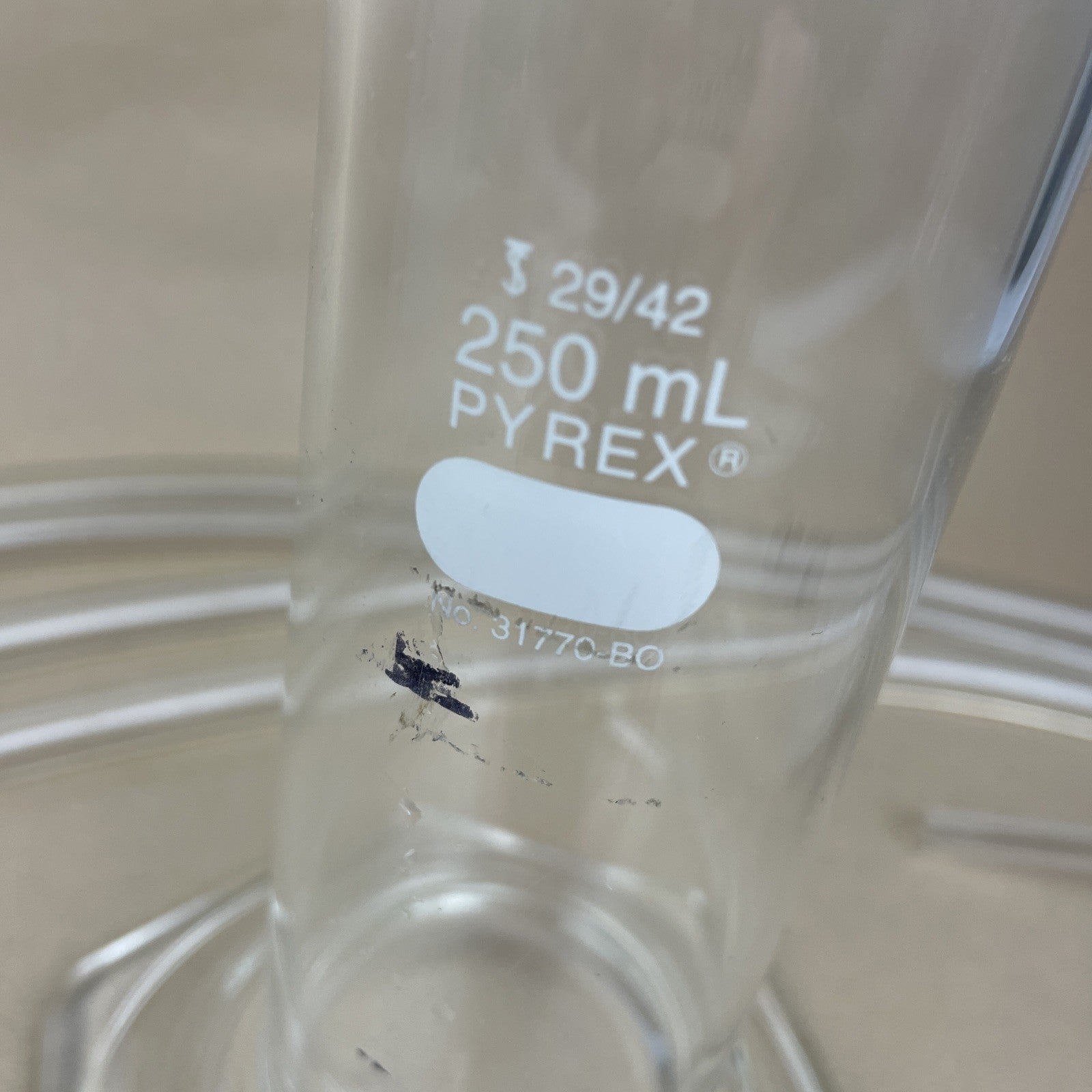 PYREX Glass 250mL Corse Fritted Stopper No. 31770-125-250S For 29/42 Bottle ++++
