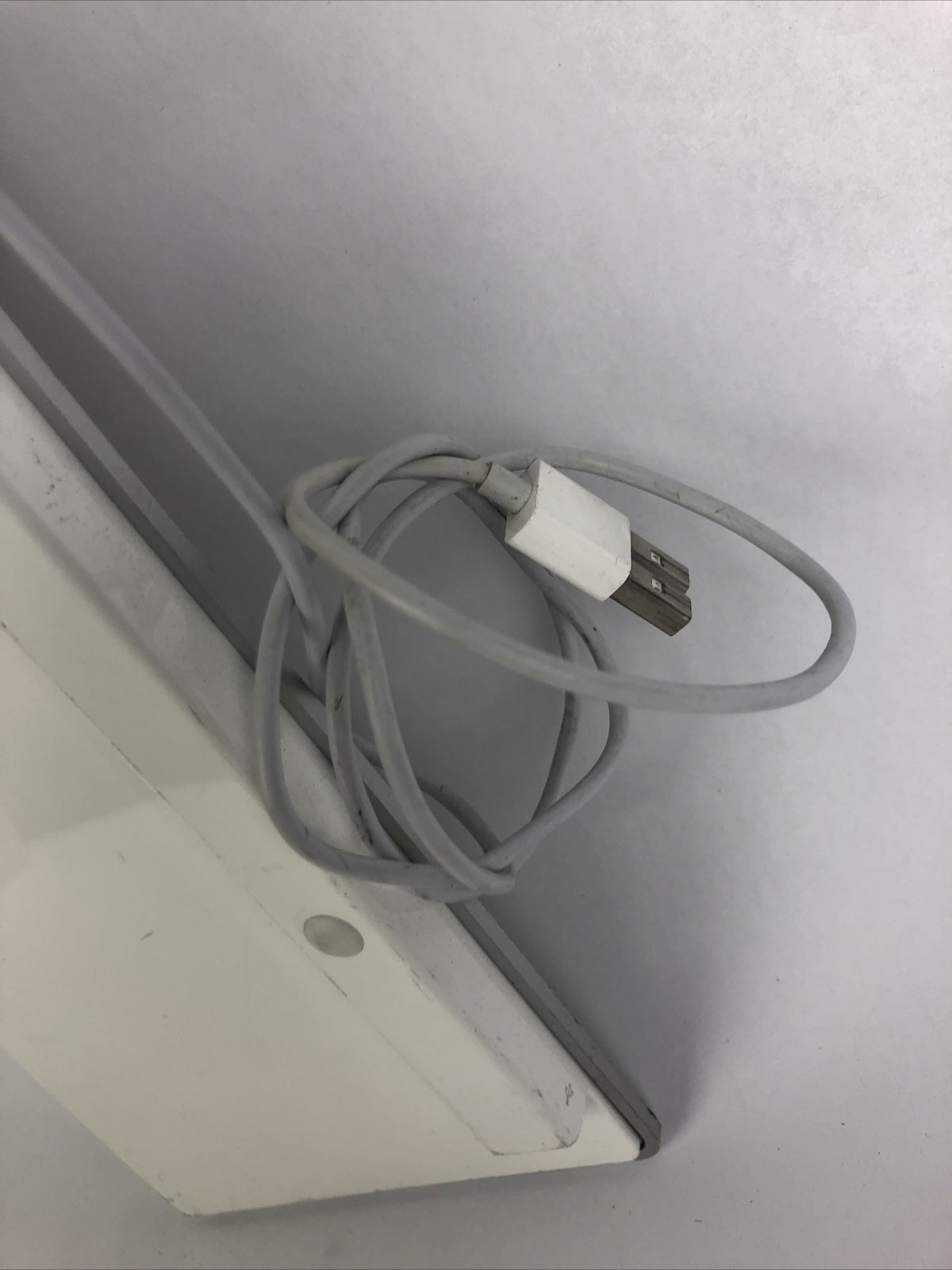 OEM Apple A1243 USB Wired Standard Keypad - White / Silver  - 1