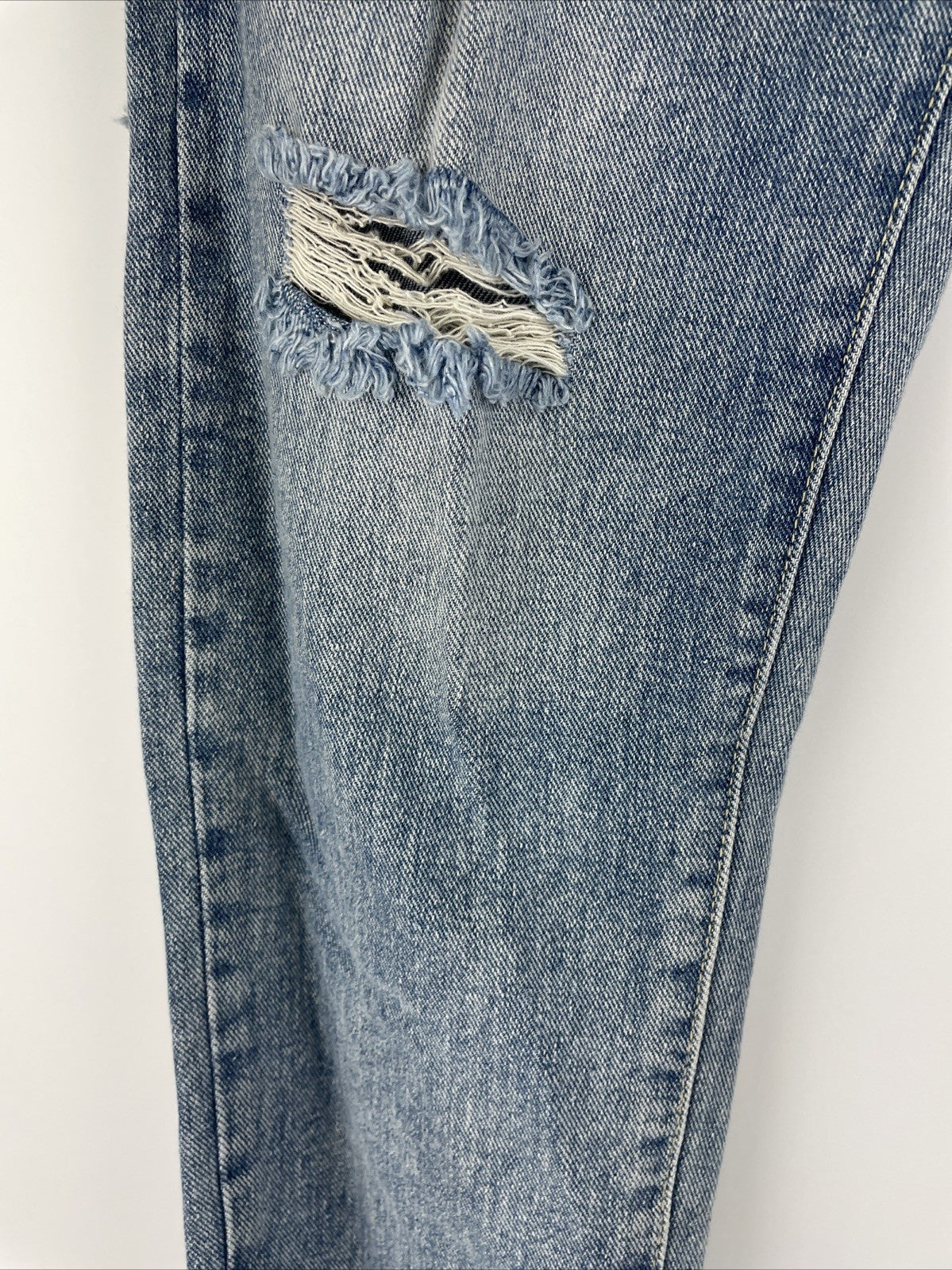 Yarner USA Distressed Torn Jeans Women's Size 11 High Rise Waist Light Blue Wash