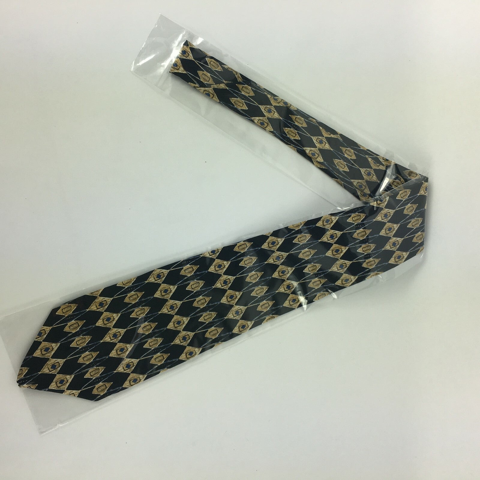 Genuine Geoffrey Beene Silk Handmade Stylish Formal/Casual Tie Multi Coloured