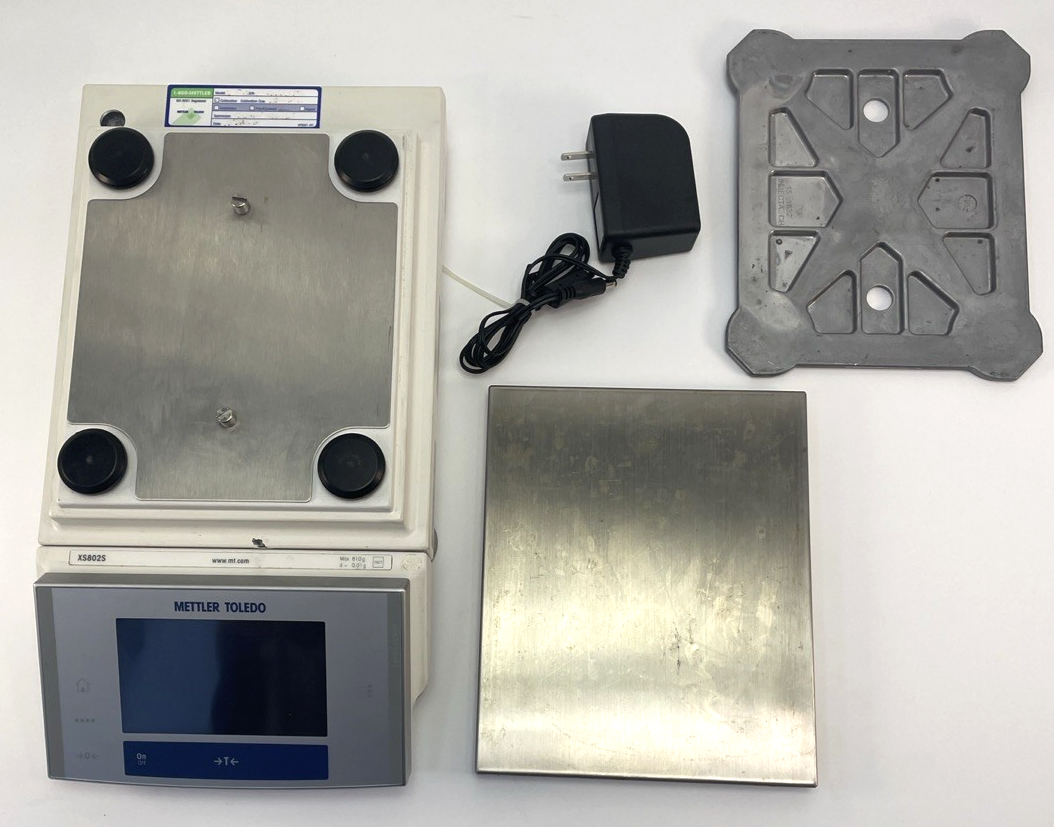Mettler Toledo XS802S Precision Balance Scale 810g / 0.01g Lab Excellence