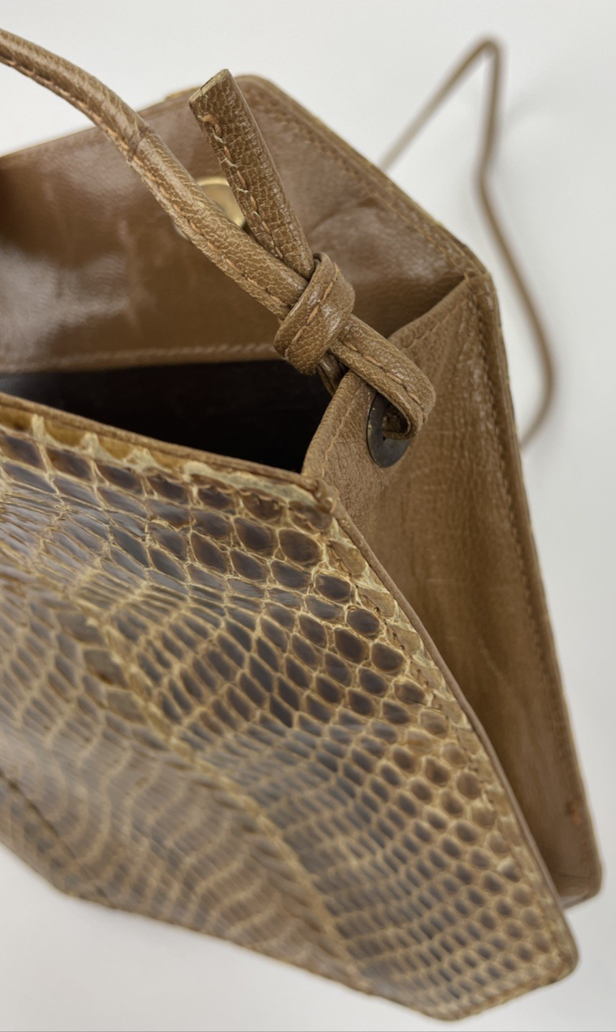Vintage Saks Fifth Avenue Vegan Snakeskin Embossed Shoulder Bag Beige CANADA