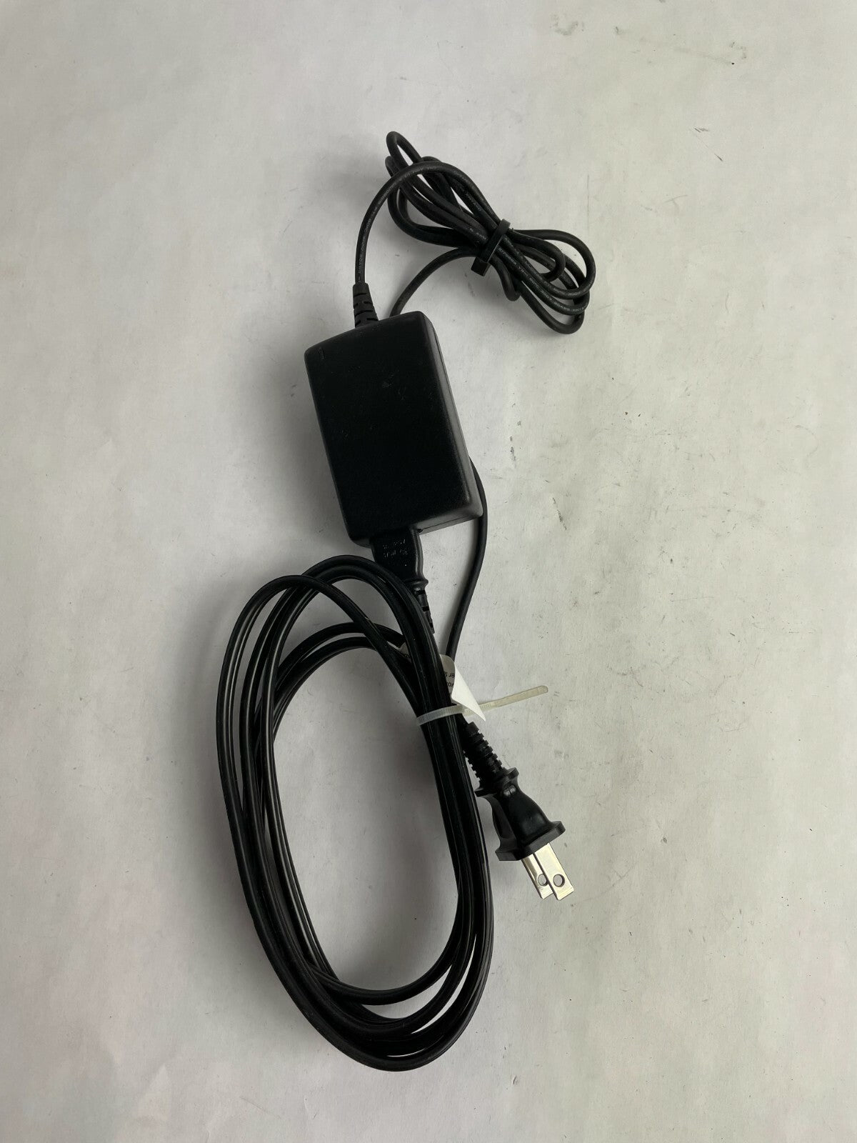 Genuine Fuhua UE15-090150SPA4 Ac Adapter Output 9V 1.5A Power Supply Adapter A79