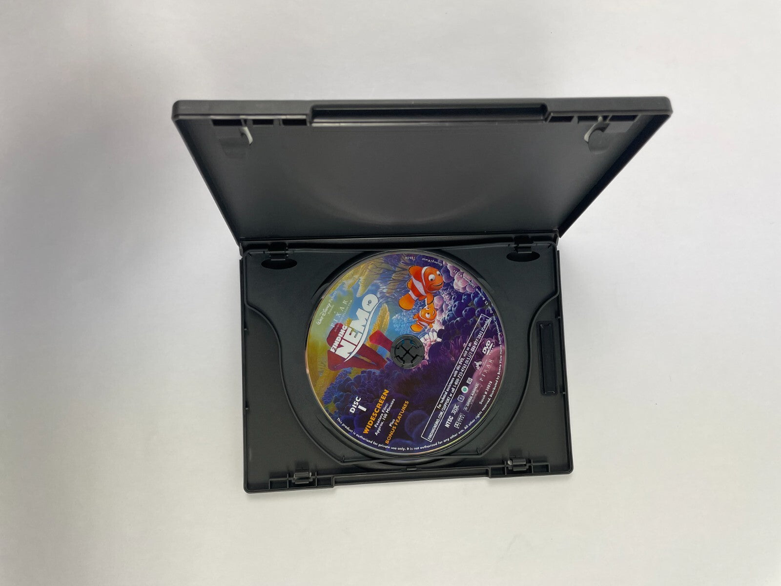 Finding Nemo One Of The Years Best Film Plug Into The Filmmakers World DVD Movie