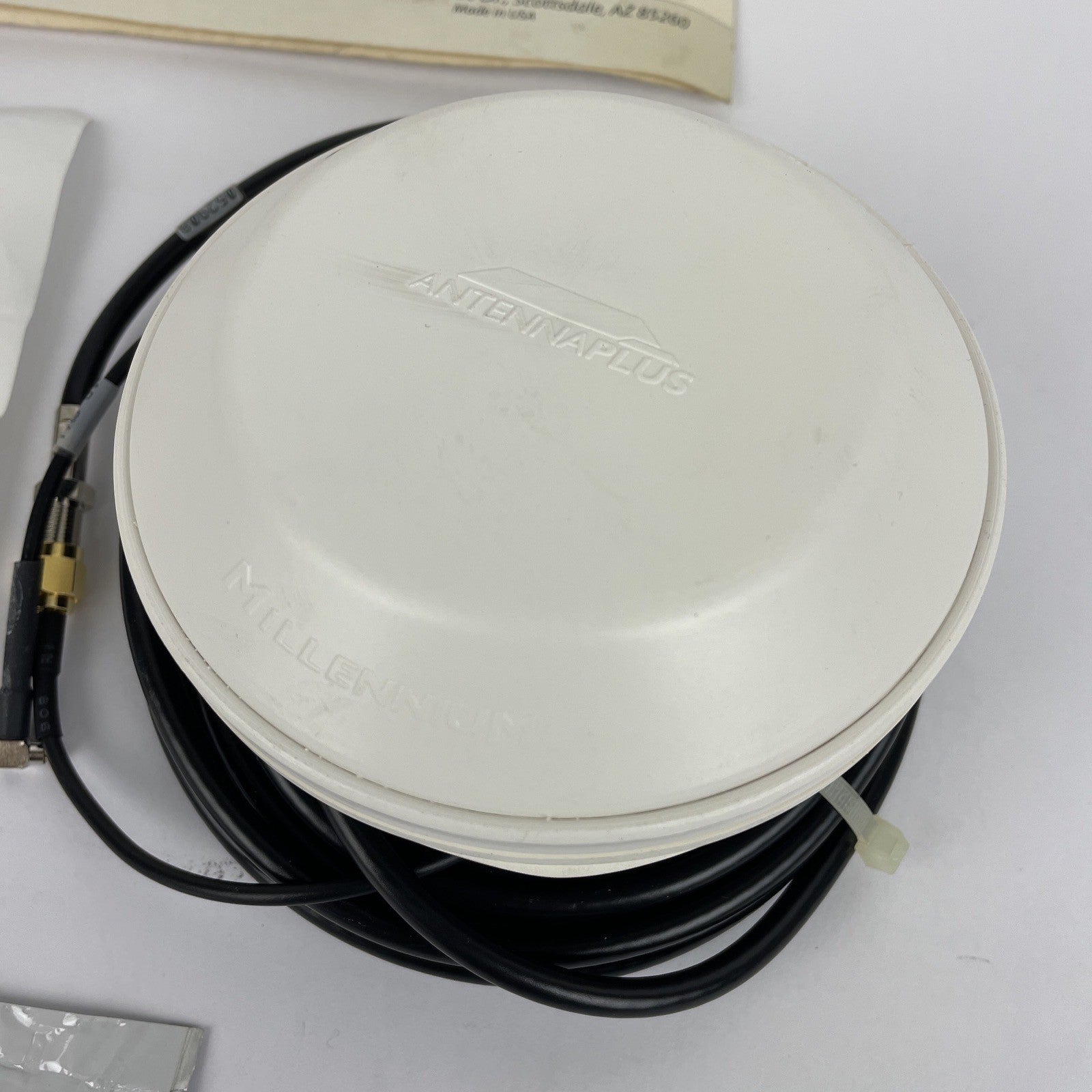 NOS Antennas Plus LTE Duel Mode PCS GPS White Perm Mount Antenna 1885-1990 Mhz