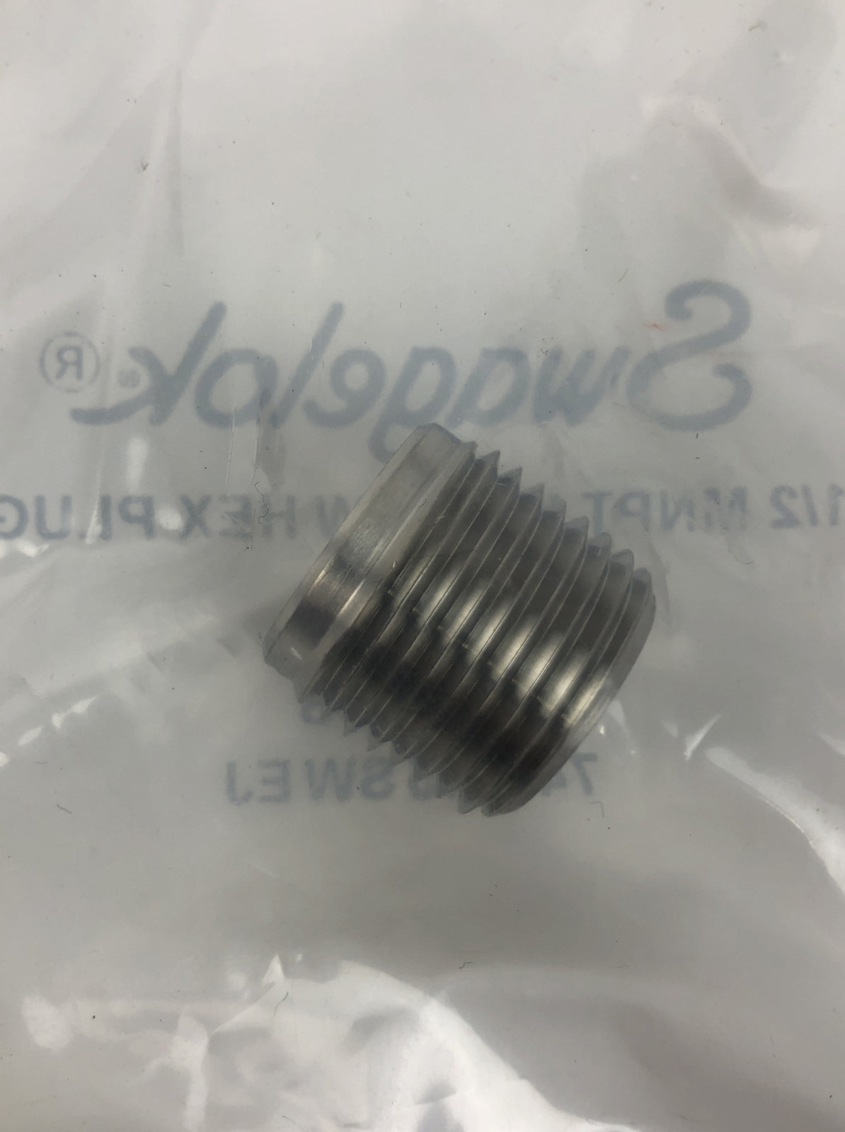 SWAGELOK 1/2 MNPT Hollow Hex Plug SS-8-HP 741315SWEJ New- Free Shipping