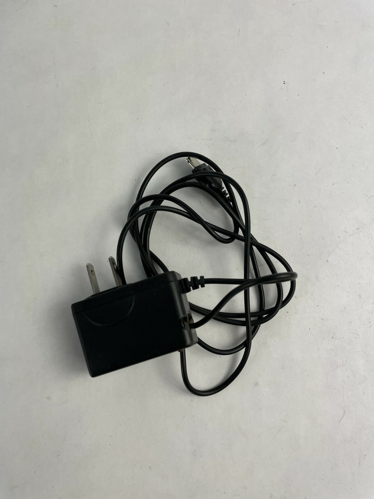 Genuine Travel Adapter Output 5 V 500mA Power Supply Adapter A75