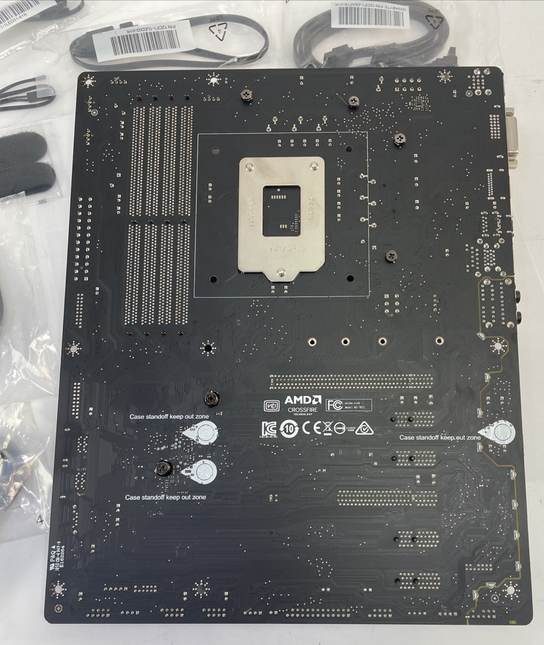 MSi B360 Gaming Plus LGA 1151 ATX Intel DDR4 Motherboard + Extra Accessories