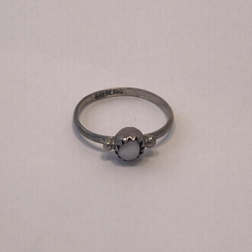 Dainty Native American Minimalist Mother Pearl 925 Sterling Silver Ring Size 3.5