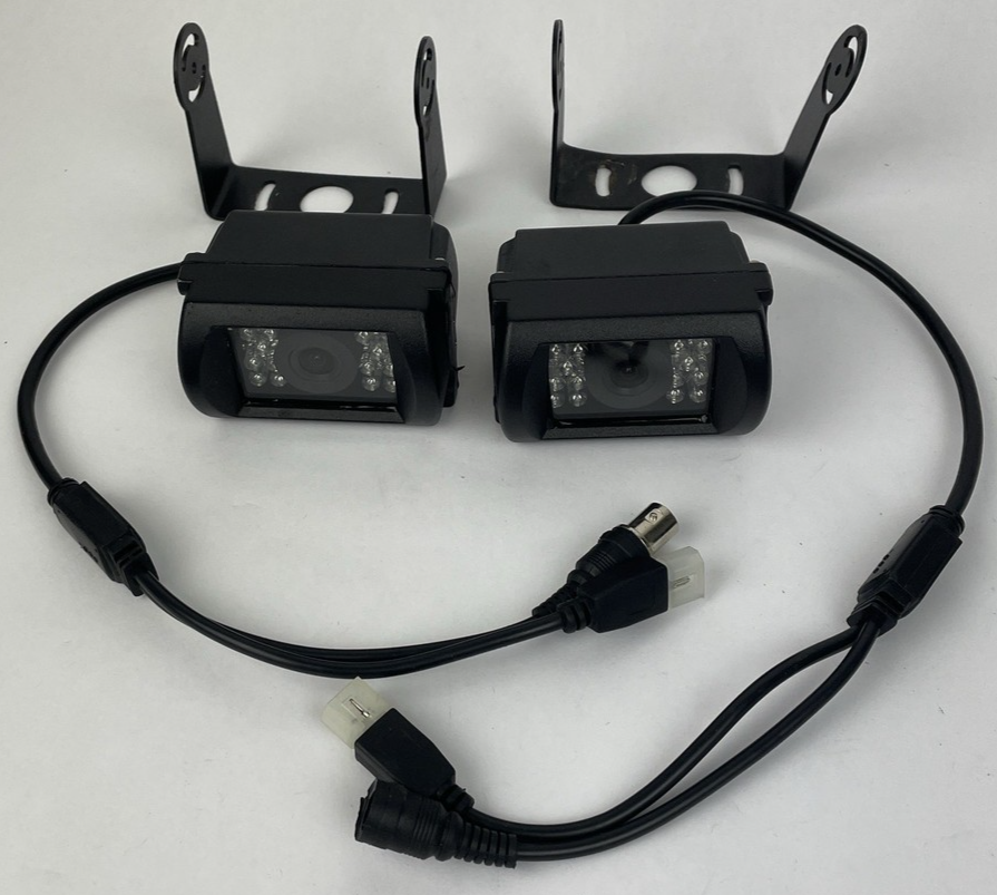 LOT OF 2 WatchGuard 4RE INFRARED WDM-V6001B-CM Lens Waterproof Camara w Bracket
