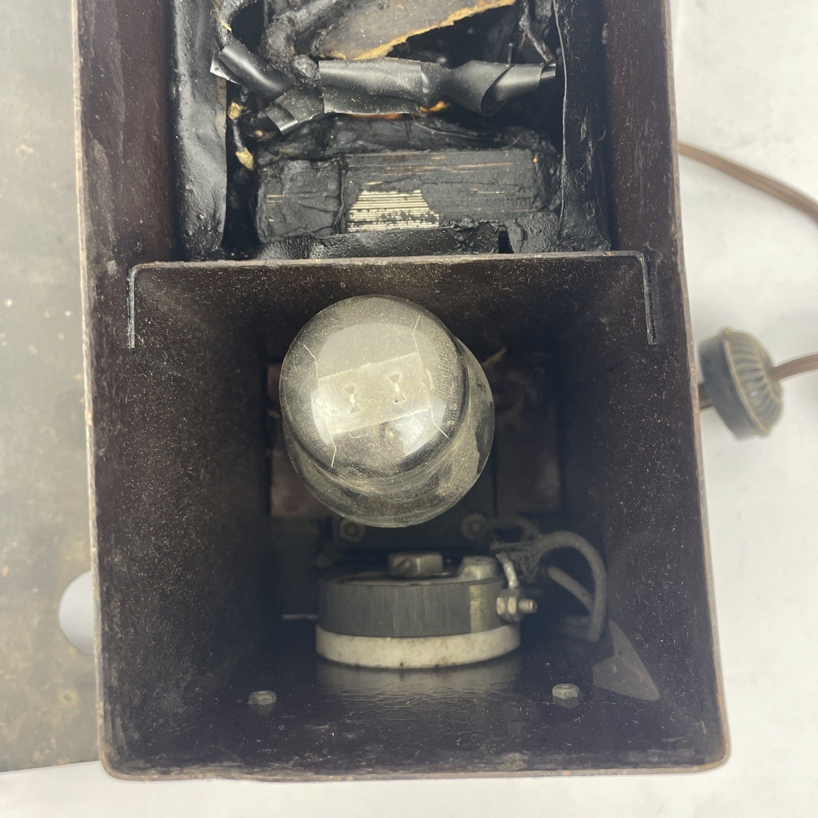 Vintage Antique ACME Yniversal B Supply Model 30 Steam Punk Untested