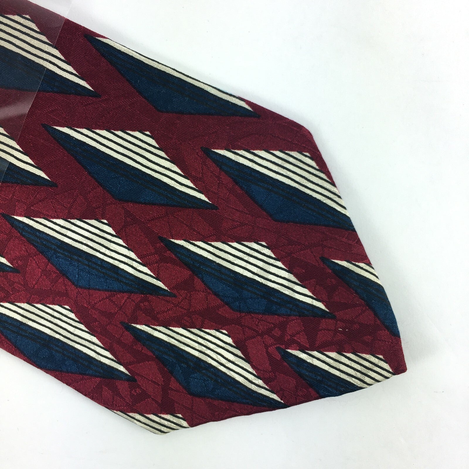 Genuine Geoffrey Beene Silk Handmade Stylish Formal/Casual Tie Multi Coloured