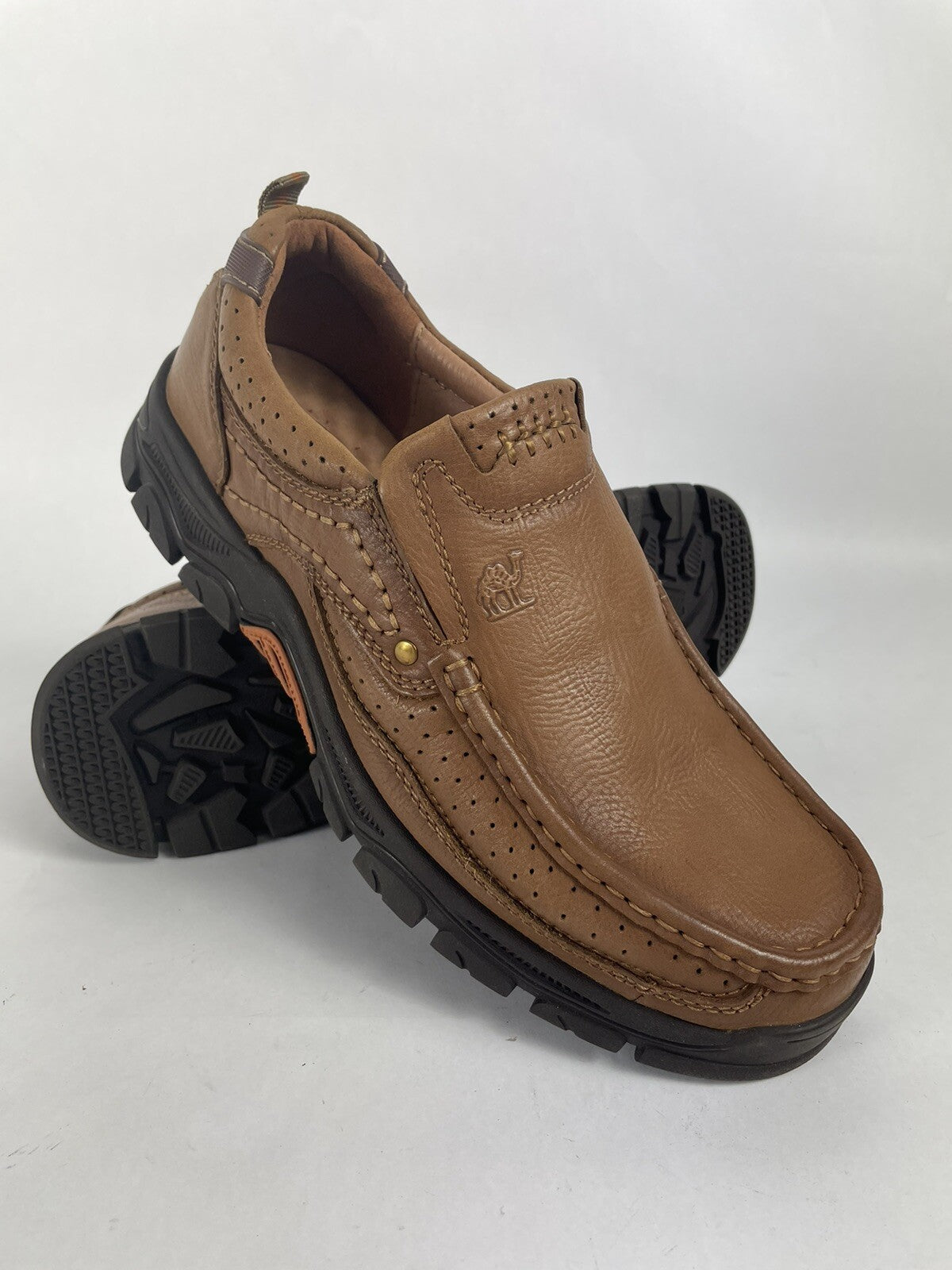 EUC Camel Crown Mens Leather Khaki Light Brown Loafers Shoes Size 11