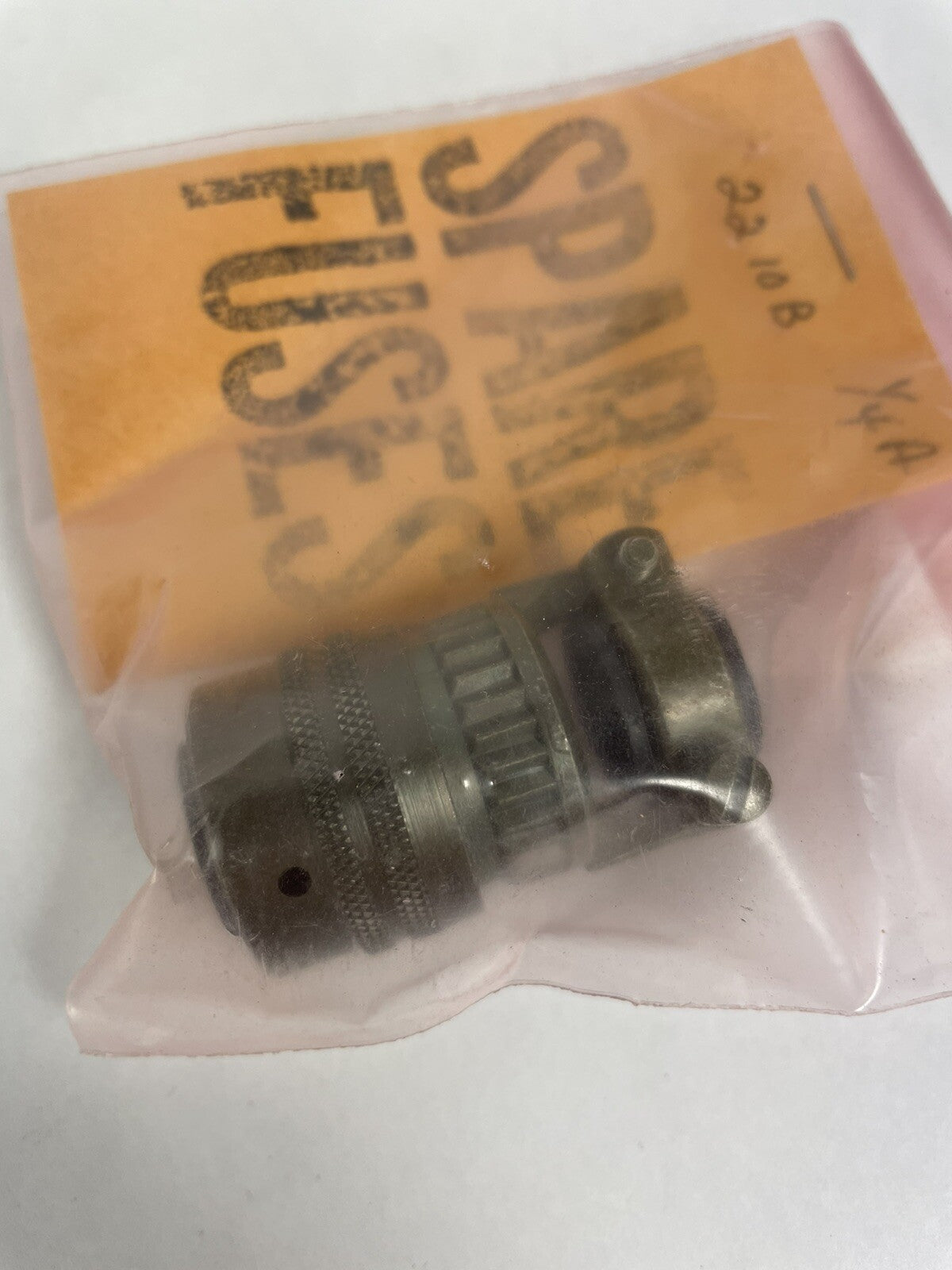 NEW - Amphenol Industrial PTO6A-14-15P Circular Connector 