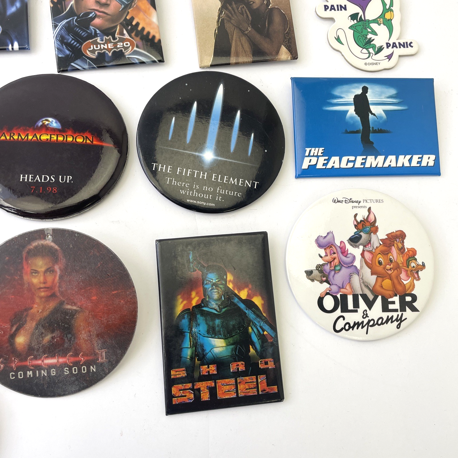 VINTAGE MOVIE PROMO BUTTON LOT of 52 PROMOTIONAL PIN BACK TV FILM Hollywood Swag