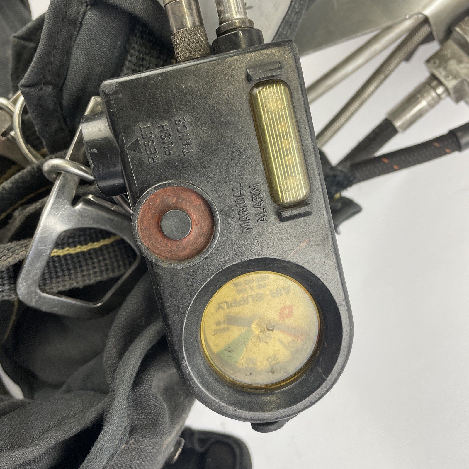 SCOTT SAFETY 4.5 4500 SCBA Air Pack Harness EZ-Flow Air Pak Plus with Sensor Q