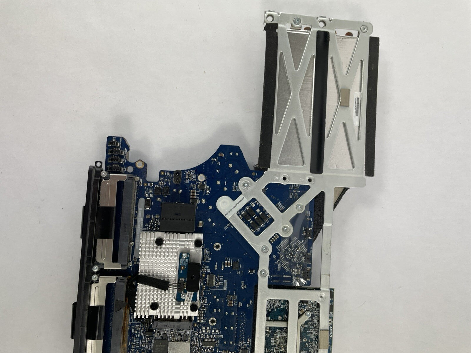 Apple 20” iMac A1224 Logic Board 820-2223-A w/ HD 2600 Video Card 2.4 GHz Core 2