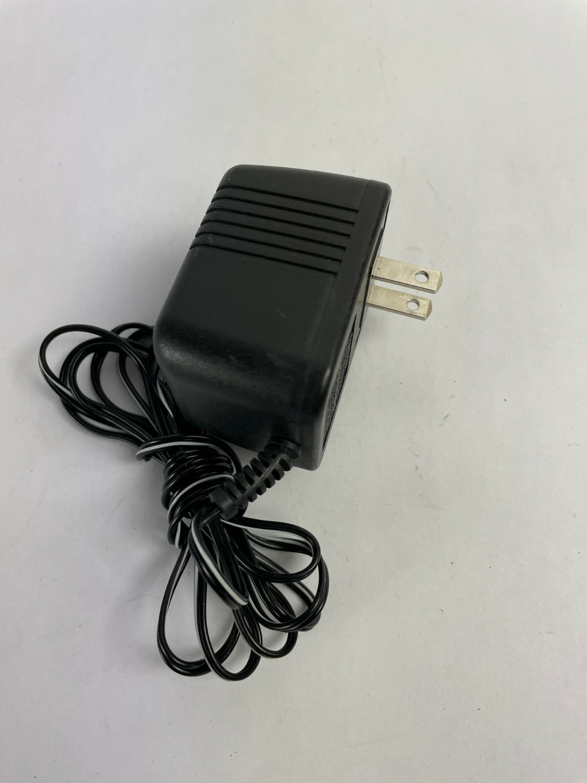Genuine JY Ac Adapter AD-4109600 Output 9 V 600mA Power Supply Adapter A91