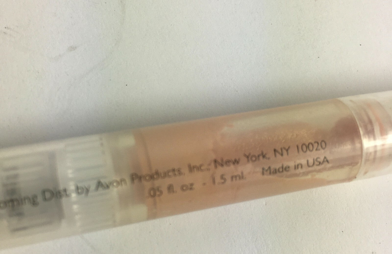 Avon illuminator beComing hide the Evidence Concealing Quick Click B1