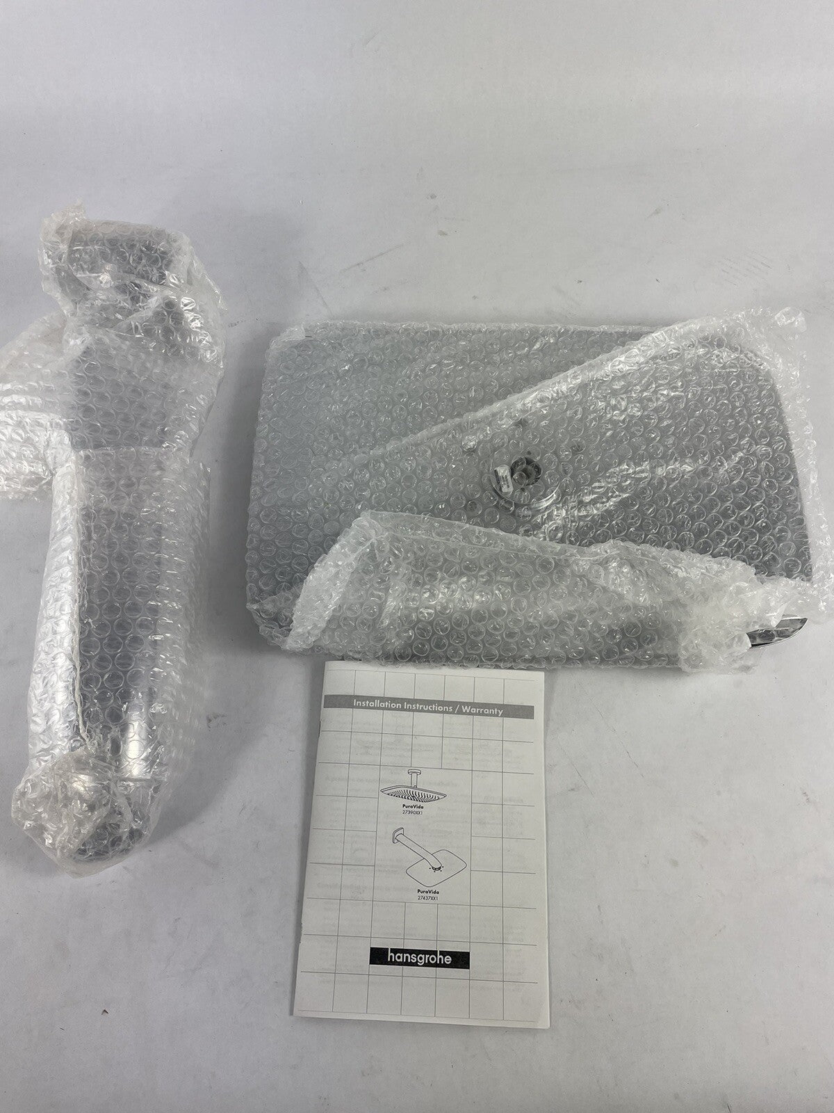 Hansgrohe 27437001 PuraVida Rain 2.5 GPM Chrome Pure Shower Head & Flange & Arm