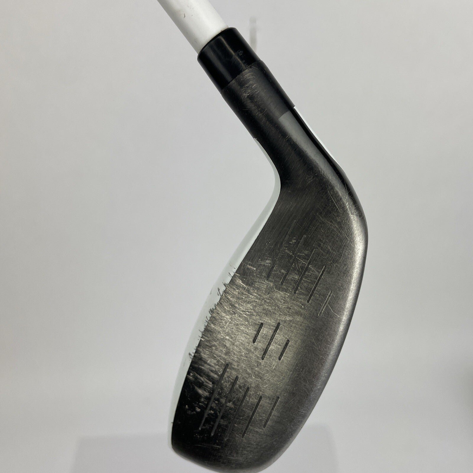 TaylorMade AeroBurner 4 hybrid 22 degree with Matrix Speed Rul-Z 70 stiff shaft