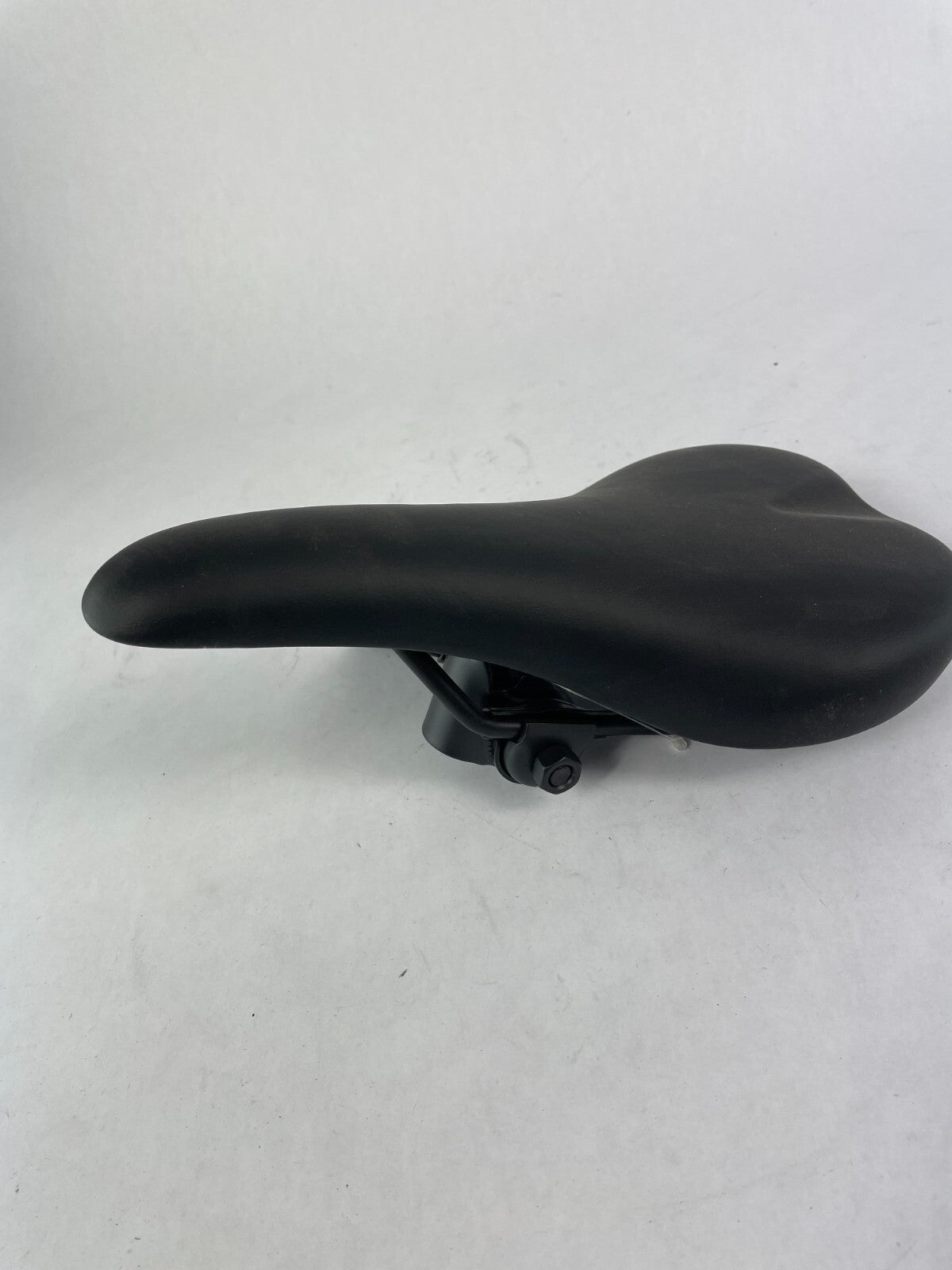 Selle Royal Avenue Athletic Cycling Super Comfortable Bike Seat Black