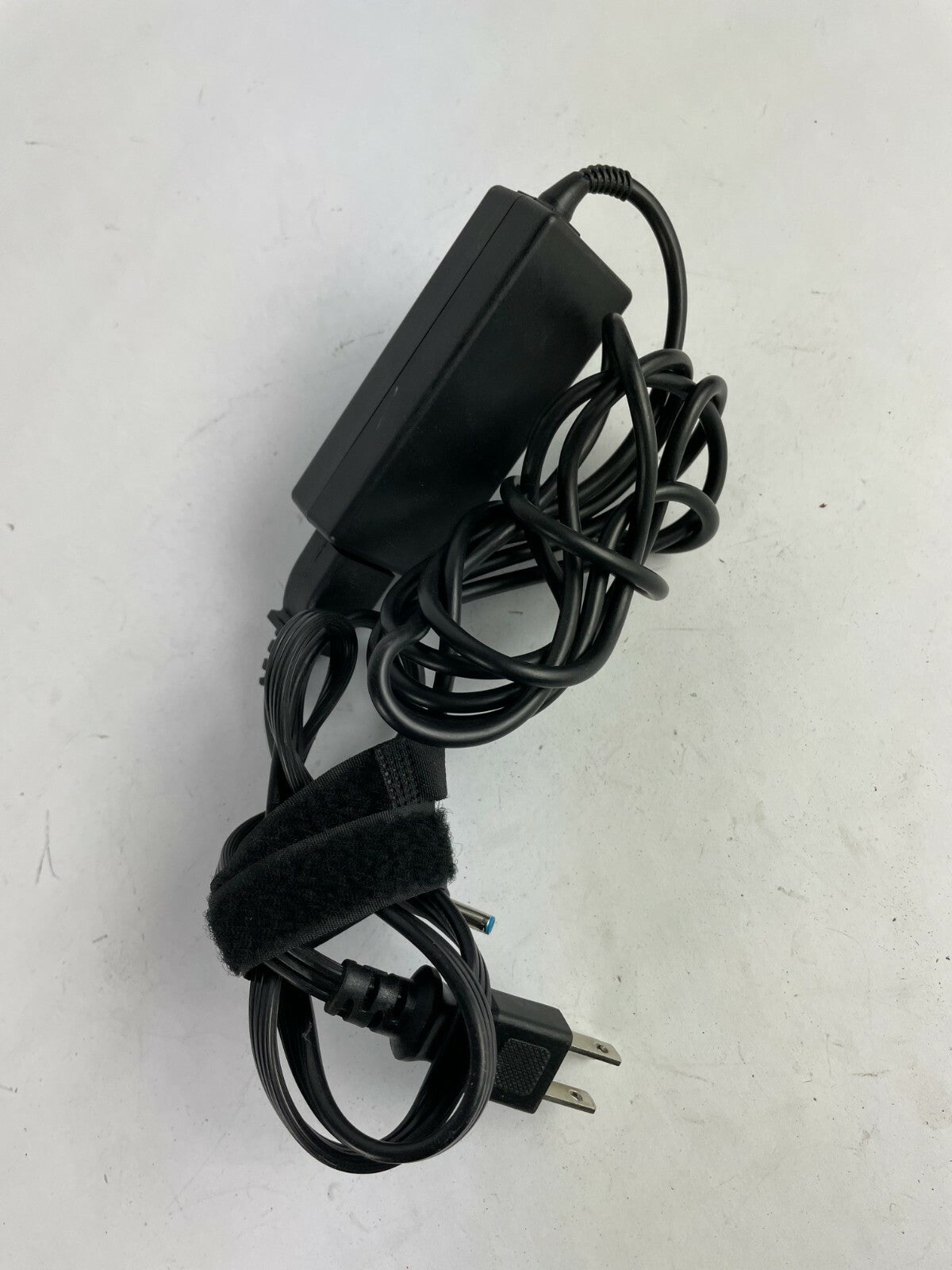 Genuine hp 854D54002 Ac Adapter Output 19.5 V 2.31 A Power Supply Adapter A96