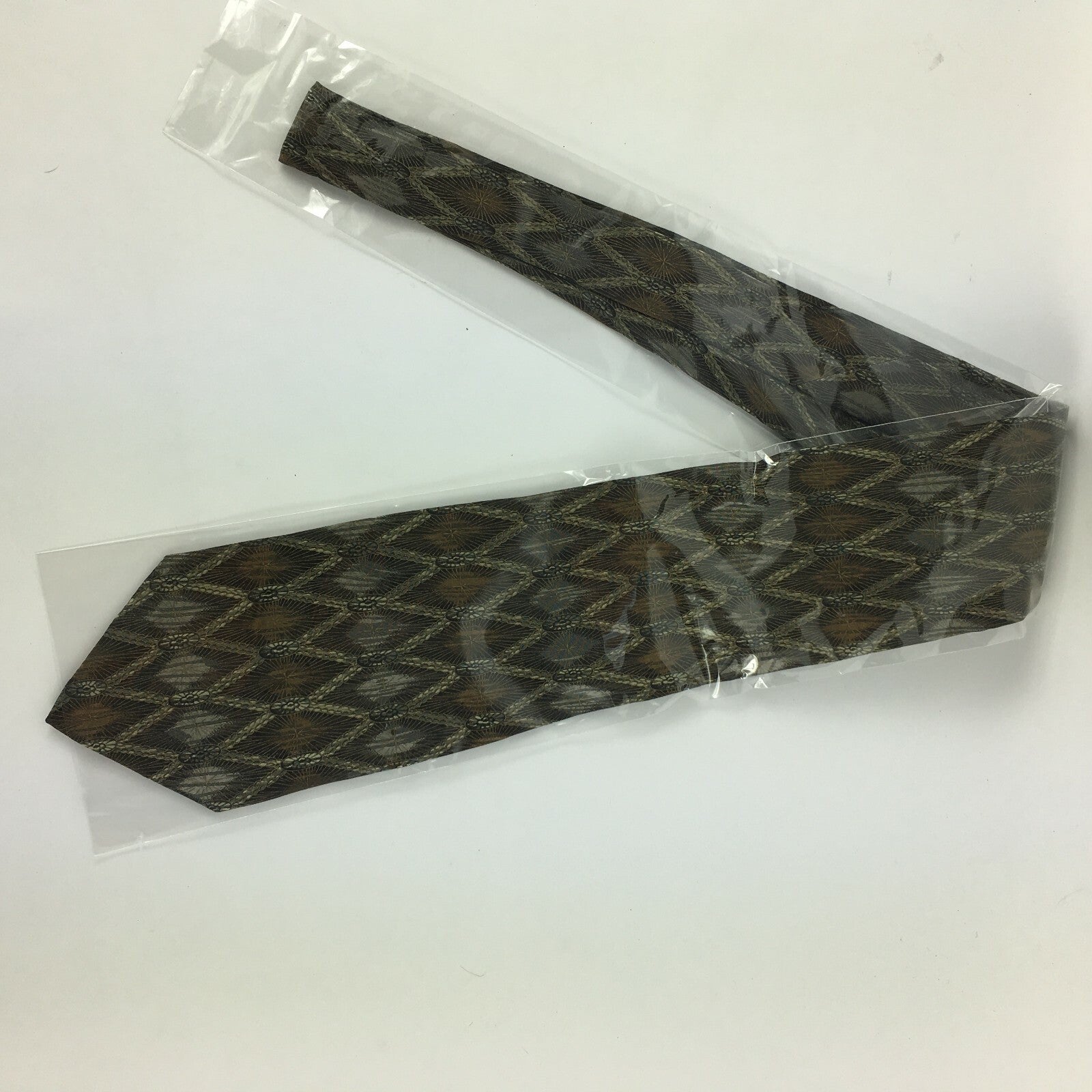 Genuine Bachrach 100% Silk Handmade Stylish Formal/Casual Tie Multi Coloured