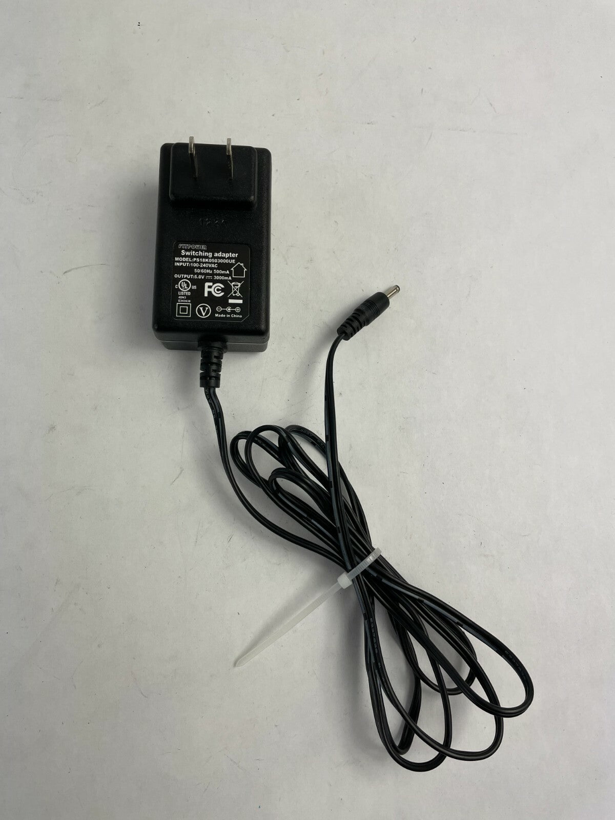 Genuine  Ac Adapter PS18K0503000UE Output 5.0V 3000mA  Power SupplyAdapter A73