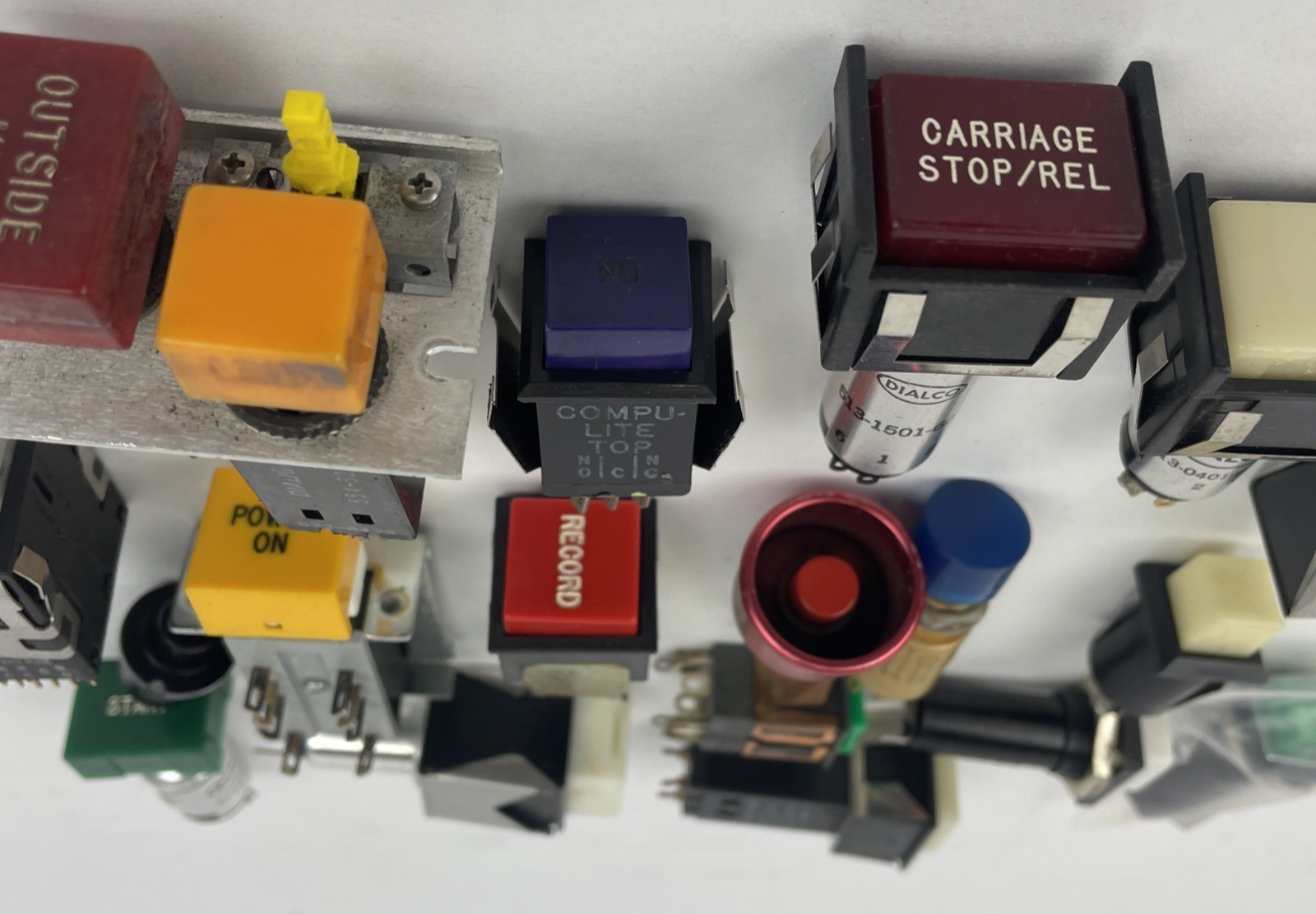 Lot of Assorted Dialco Dialight UND. LAB Illuminated Push Button Switch - LOOK