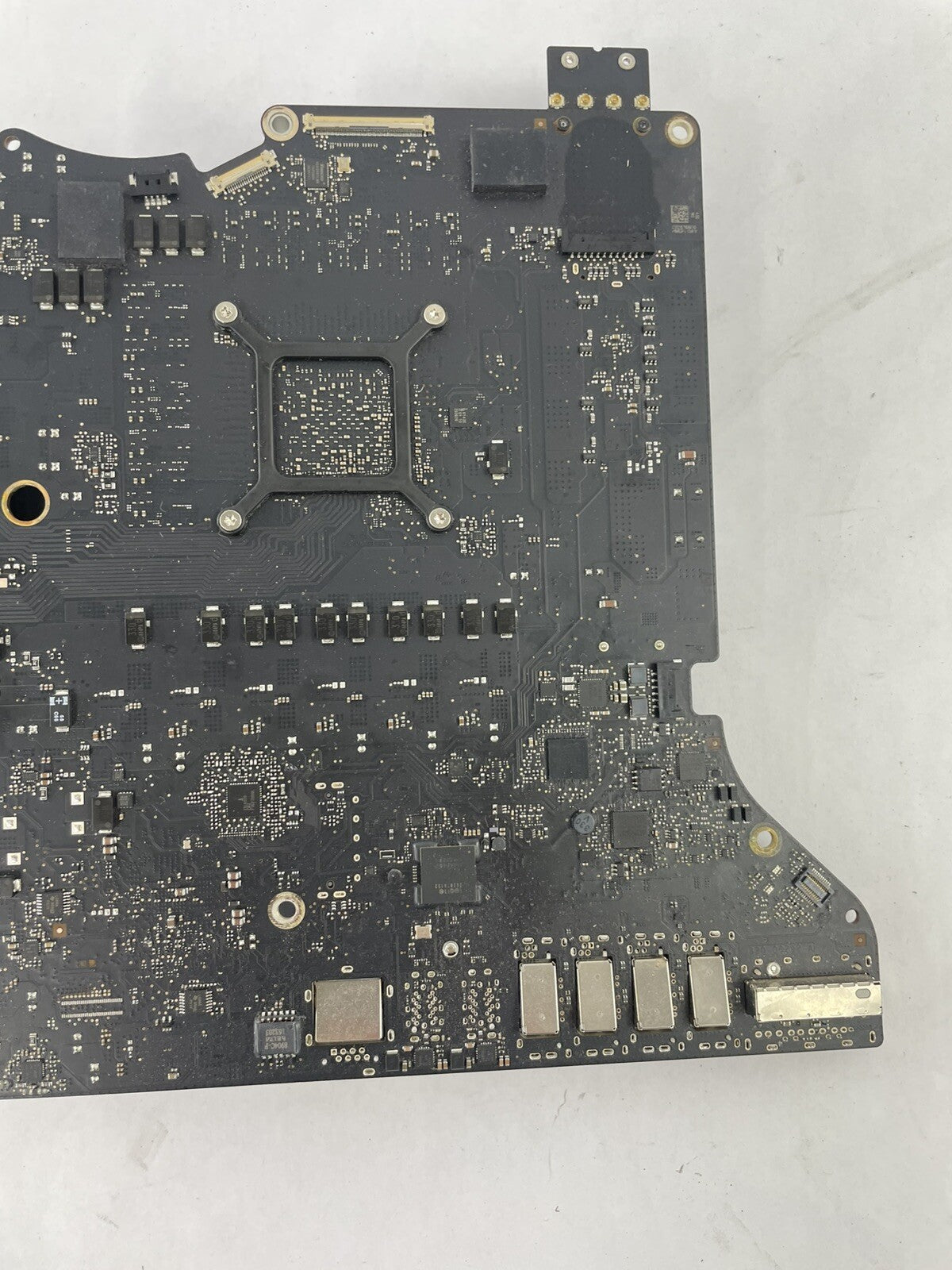 Apple iMac A1419 27" 5K 2014 Logic Board  3.3 GHz Core i5 (I5-6600)