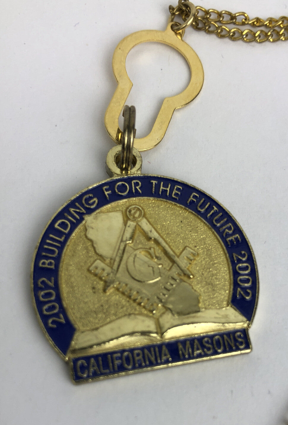 2002 California MASONS Freemason Building for the Future MASONIC PENDANT MEDAL