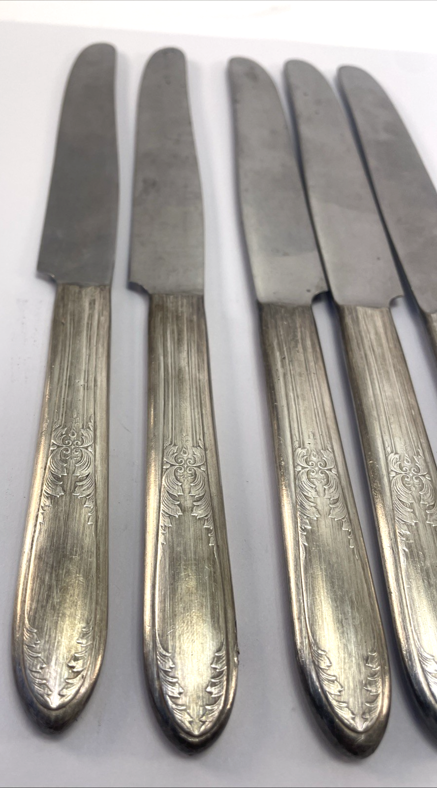 Vintage National Stainless N.S. Co.  5  Dinner Knives Flower Glossy - Japan Made