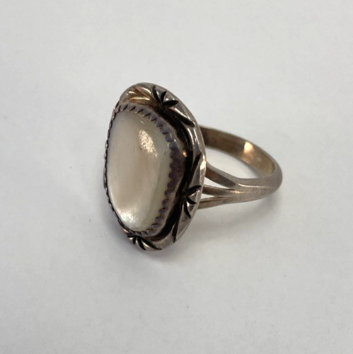 Vintage Navajo Native American Mother of Pearl 925 Sterling Silver Ring Size 6