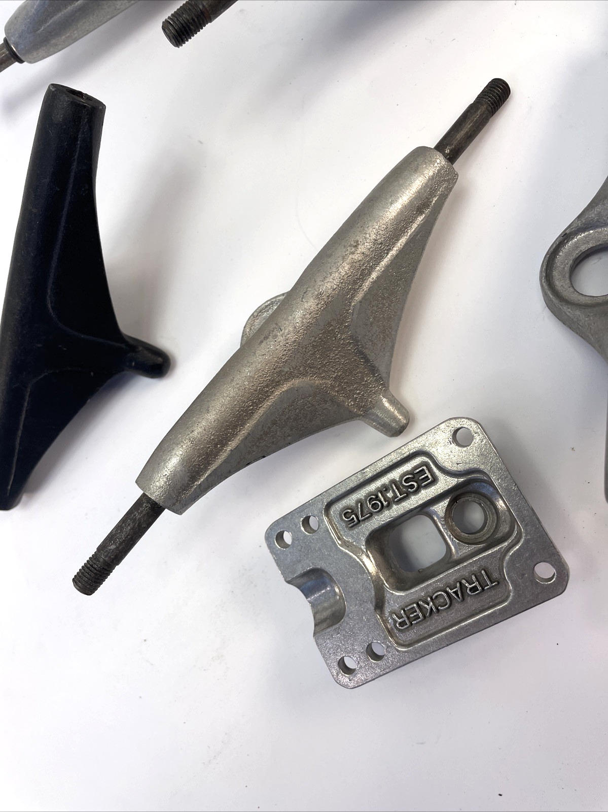 Vintage Tracker Trucks Skateboard Truck Parts Dart RTS RTX Base Plates Hangers