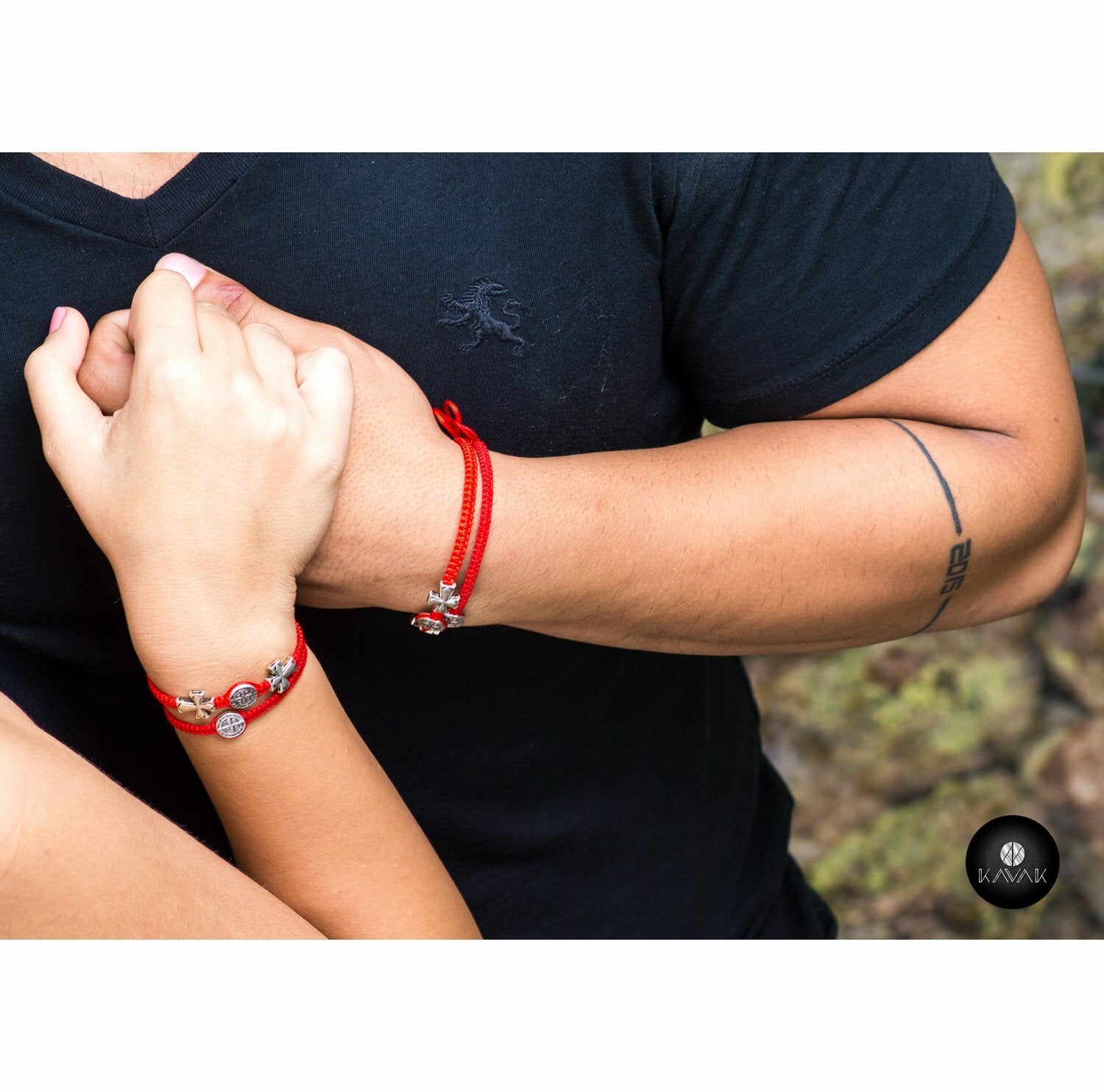 Kavak - Handmade Girl Peaceful Cruz Adjustable Women's Bracelet