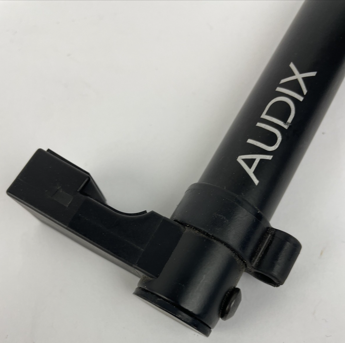 Audix Cab Grabber Cab Guitar Amp Microphone Holder w Shure Brothers Metal Clip