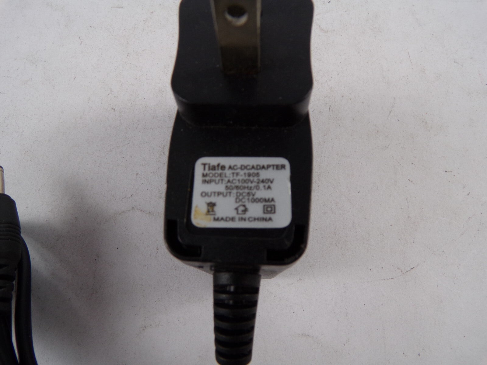 Geniune Tiafe AC Adapter TF-1905 Output 5 V  1000mA Power Supply Adapter A56