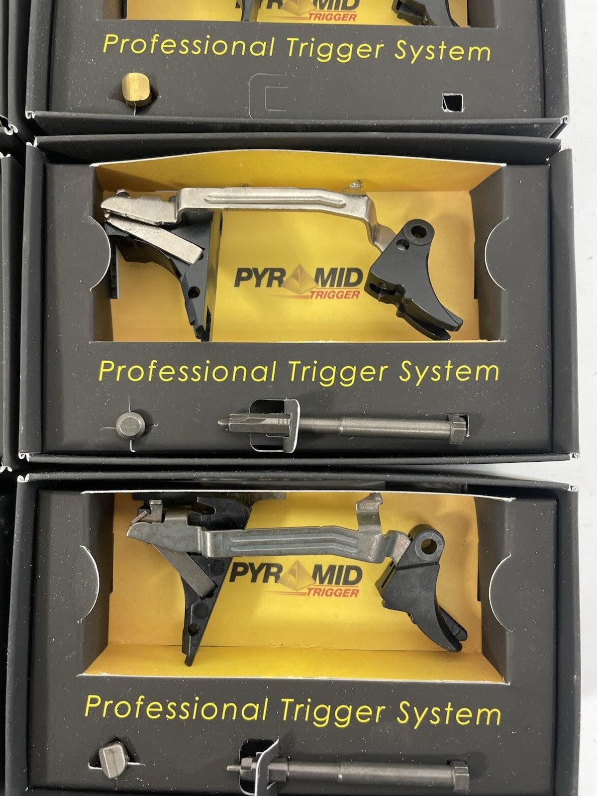 Lot of 8 : assorted PYRAMID Professional Trigger System