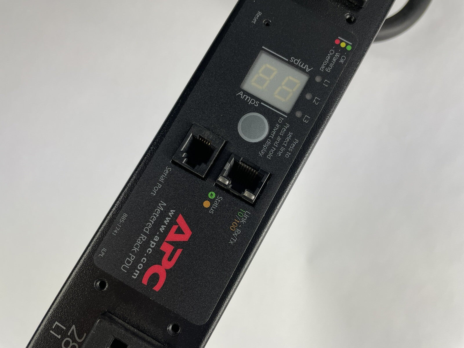 APC AP7892 Rack PDU Metered Zero 5.7kW 208V(42)5-20 10' Power Distribution Strip