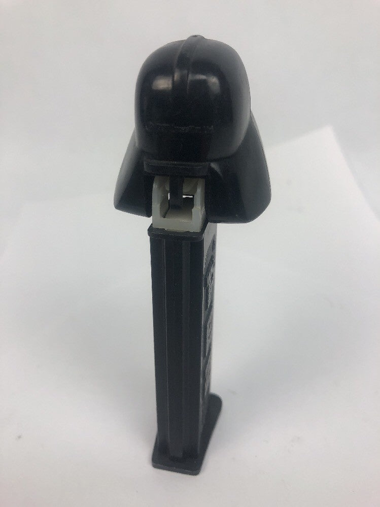Vintage 1997 STAR WARS Lucasfilm DARTH VADER Pez Figure Candy Dispenser Slovenia